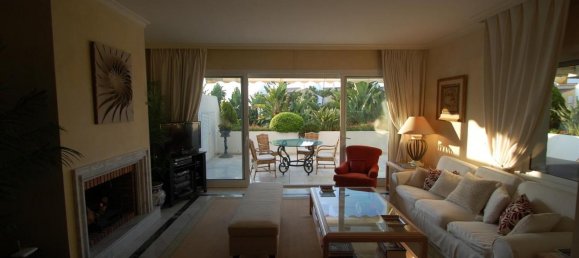 Квартира с 3 спальнями в Марбелья, Испания № 115422 2