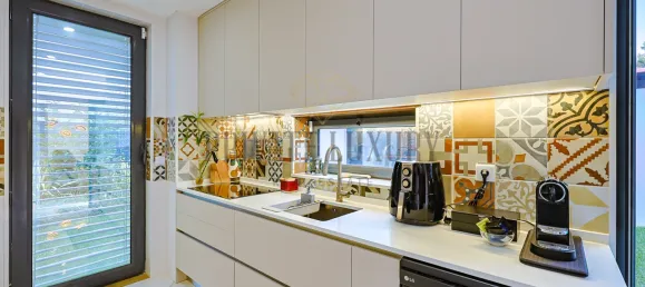 4 bedrooms House in Cascais, Portugal No. 129483 17