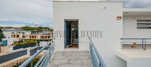 4 bedrooms House in Cascais, Portugal No. 129483 21