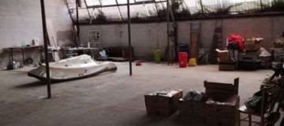 353m² Warehouse in Busto Arsizio, Italy No. 361232 2