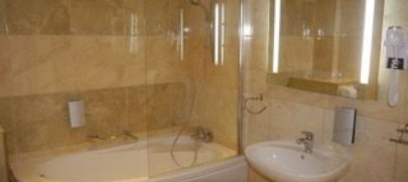 1630m² Commercial property in Pithiviers, France No. 61366 3