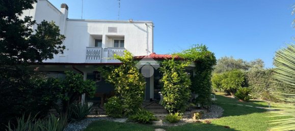 4-Zimmer Haus in Bari, Italy, Nr. 128193 36