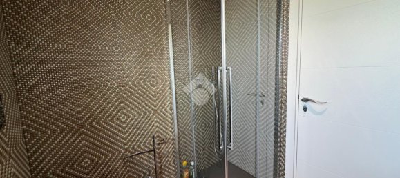 4-Zimmer Haus in Bari, Italy, Nr. 128193 17