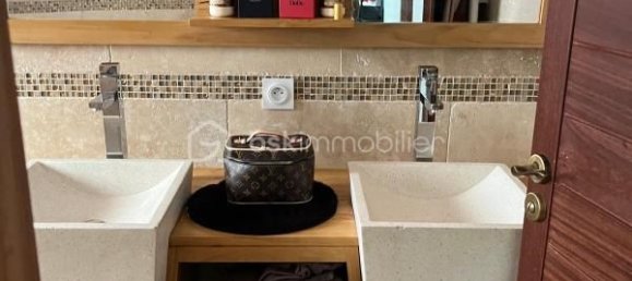 3 bedrooms House in Gironde, France No. 335470 8