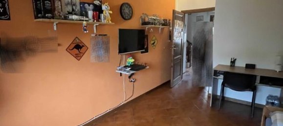 5-salle Maison à Loro Ciuffenna, Italy No. 236062 9