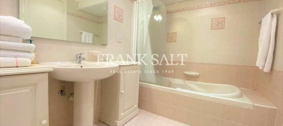 3 bedrooms Apartment in Saint Julian's, Malta No. 8770 11