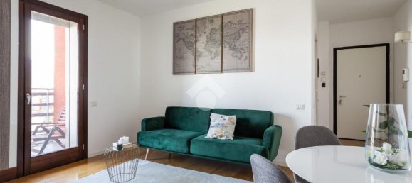 1 bedroom Apartment in Milan, Italy No. 324784 2