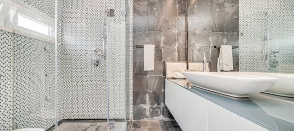 5 bedrooms Villa in Cascais, Portugal No. 96420 26