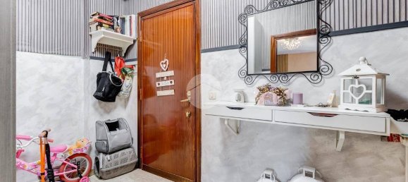 Квартира с 2 спальнями в Рим, Италия № 163083 57