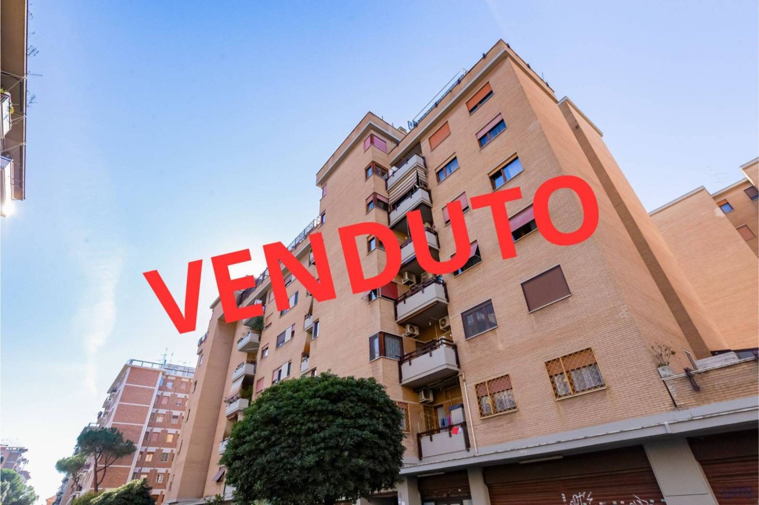 Квартира с 2 спальнями в Рим, Италия № 163083