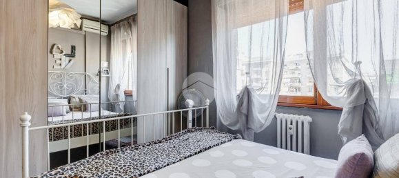 Квартира с 2 спальнями в Рим, Италия № 163083 28