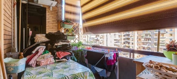 Квартира с 2 спальнями в Рим, Италия № 163083 21