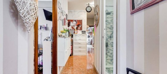 Квартира с 2 спальнями в Рим, Италия № 163083 41