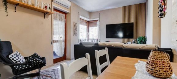 Квартира с 2 спальнями в Рим, Италия № 163083 11