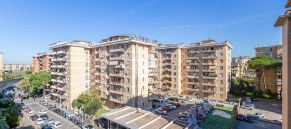 Квартира с 2 спальнями в Рим, Италия № 163083 53