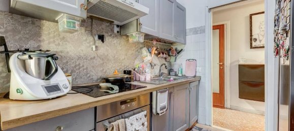 Квартира с 2 спальнями в Рим, Италия № 163083 16