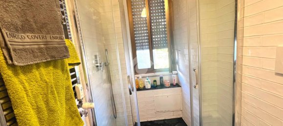 2-salle Appartement à Rome, Italy No. 6039 51