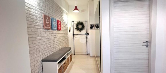 2-salle Appartement à Rome, Italy No. 6039 11