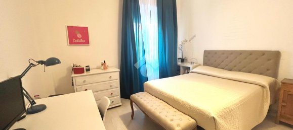 2-salle Appartement à Rome, Italy No. 6039 64