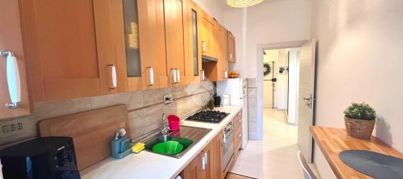 2-salle Appartement à Rome, Italy No. 6039 30