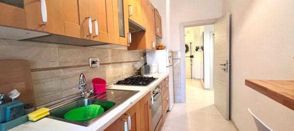 2-salle Appartement à Rome, Italy No. 6039 33