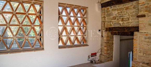 6 Schlafzimmer Villa in Montone, Italy, Nr. 267198 5