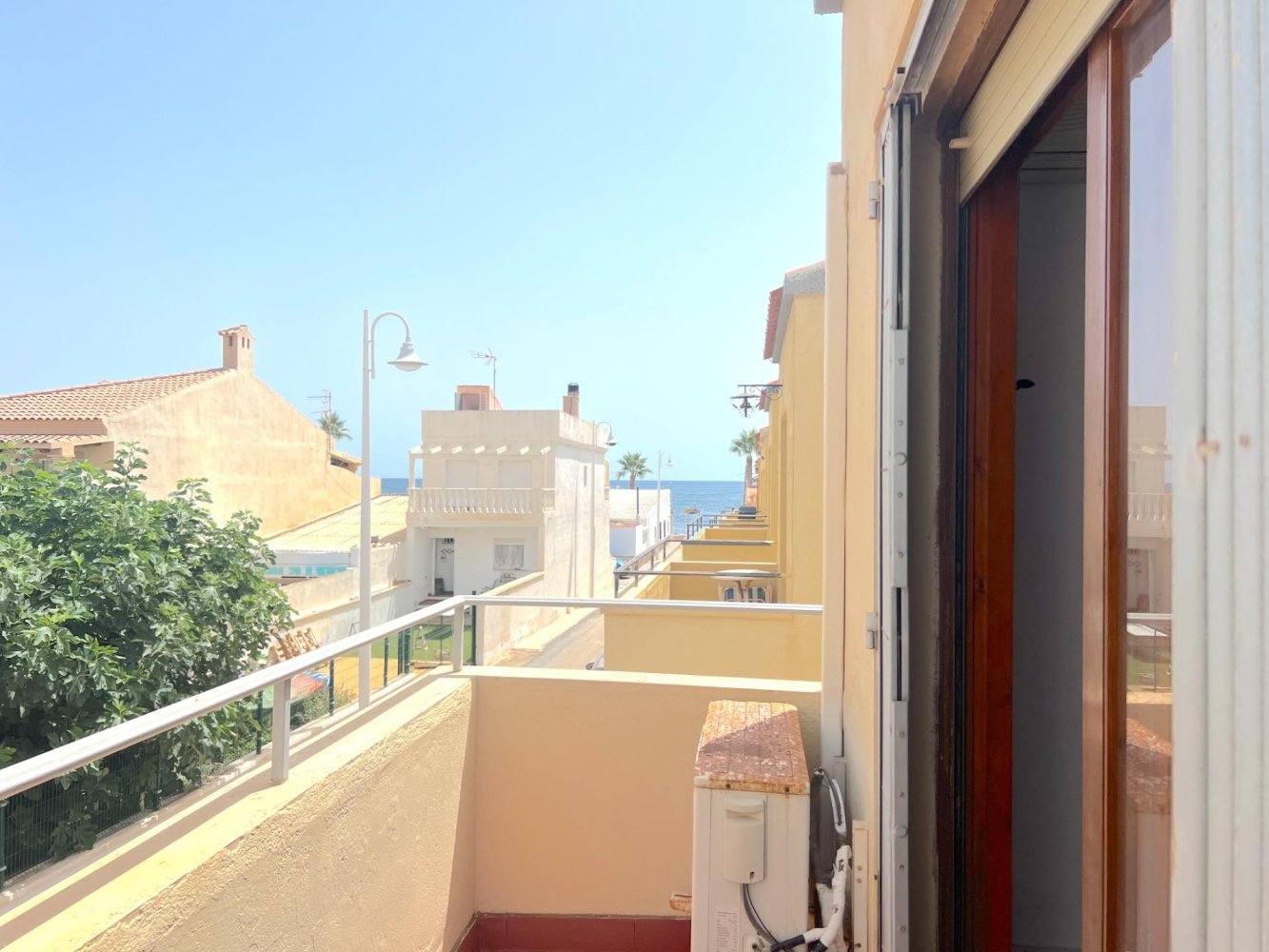 Дуплекс с 4 спальнями в Куэвас-дель-Альмансора, Испания № 233462