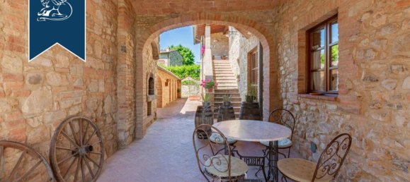 11 bedrooms Commercial property in Poggibonsi, Italy No. 232182 12