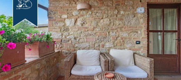 11 bedrooms Commercial property in Poggibonsi, Italy No. 232182 18