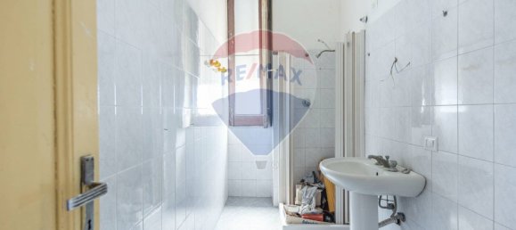 Квартира с 4 спальнями в Катания, Италия № 138923 18