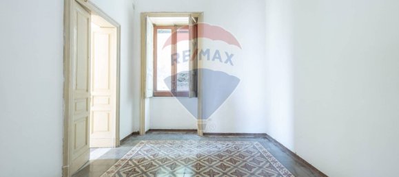 Квартира с 4 спальнями в Катания, Италия № 138923 23