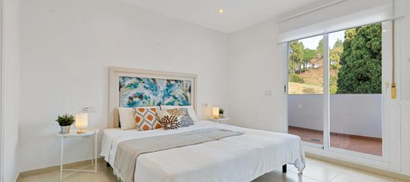 Dúplex de 4 dormitorios en Benalmádena, Spain No. 185329 4