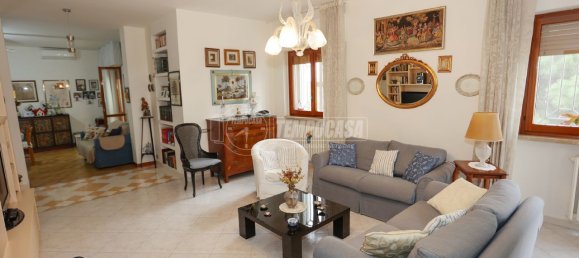 1 chambre Appartement à Bari, Italy No. 104148 5