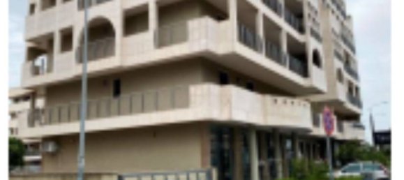 Склад с 1 комнатой в Лечче, Италия № 299996 3