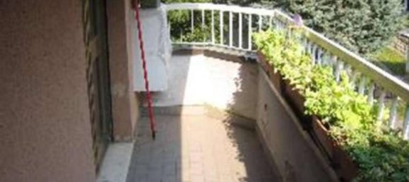 Apartamento T4 em Seregno, Italy N.º 282982 2