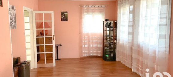 3 bedrooms House in Nogent-le-Roi, France No. 235747 6