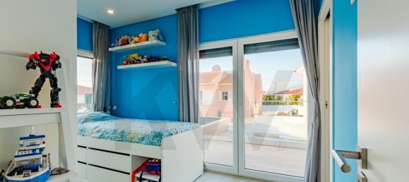 4 Schlafzimmer Villa in Cascais, Portugal, Nr. 103671 29