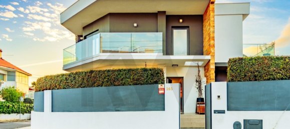 4 Schlafzimmer Villa in Cascais, Portugal, Nr. 103671 4