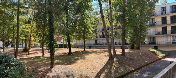 Apartamento T2 em L'Isle-Adam, France N.º 361385 2