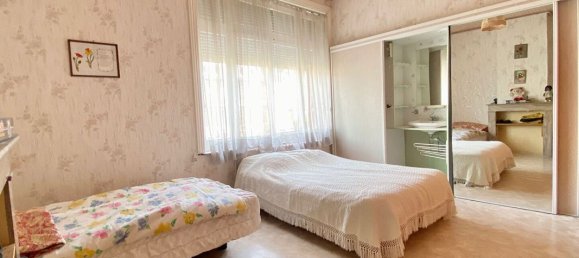 Дом с 5 спальнями в Дуэ, Франция № 86930 8