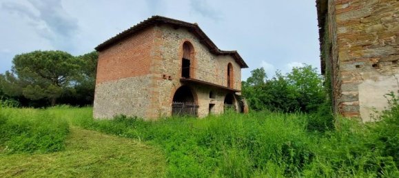 4 rooms Apartment in Arezzo, Italy No. 234391 2