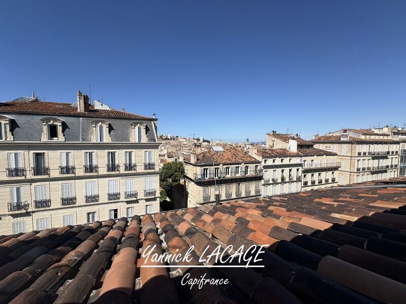 Studio à Marseille, France No. 294216