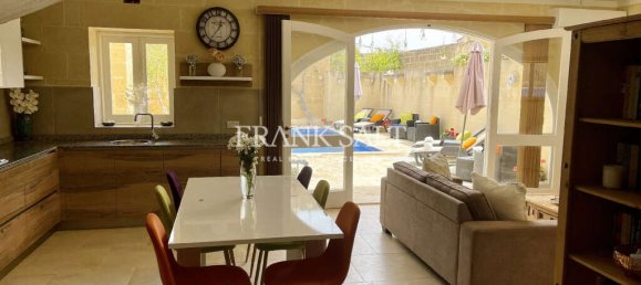 5 chambres Ferme à Xewkija, Malta No. 6111 11