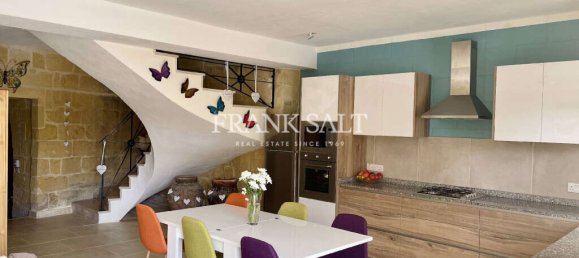 5 chambres Ferme à Xewkija, Malta No. 6111 10