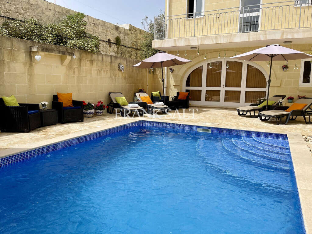 5 chambres Ferme à Xewkija, Malta No. 6111