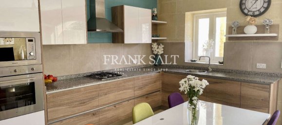 5 chambres Ferme à Xewkija, Malta No. 6111 9