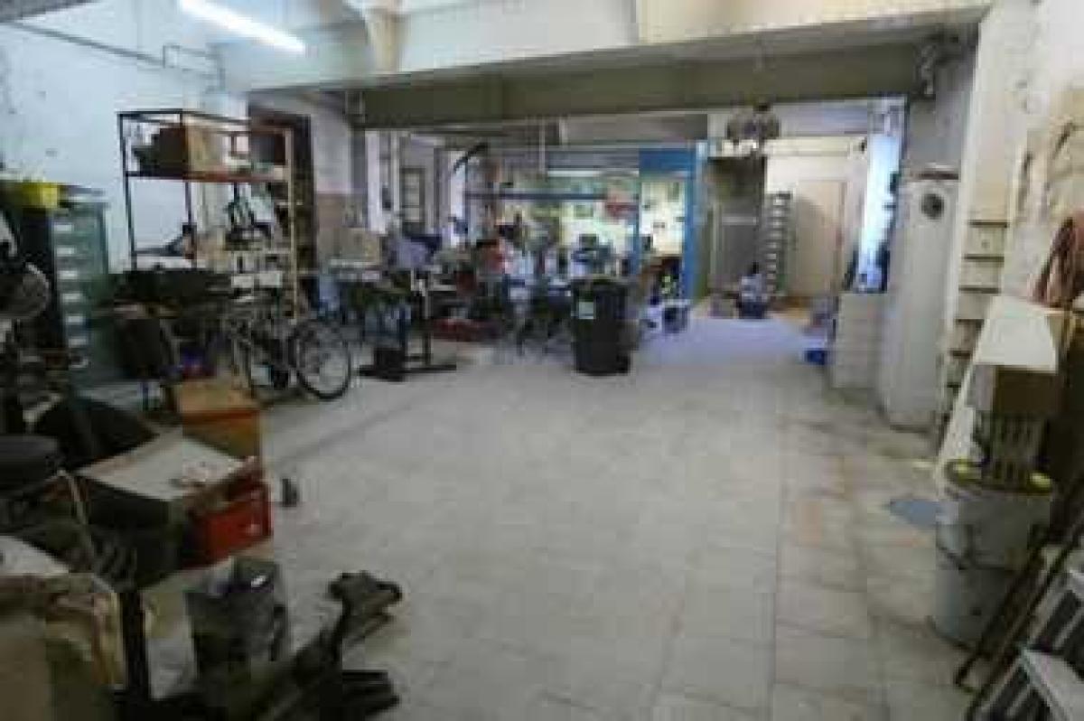 Büro in Ales, France 160m², Nr. 20915