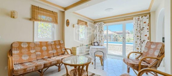 5 bedrooms Villa in Arona, Spain No. 17729 28