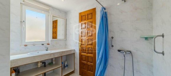 5 bedrooms Villa in Arona, Spain No. 17729 30