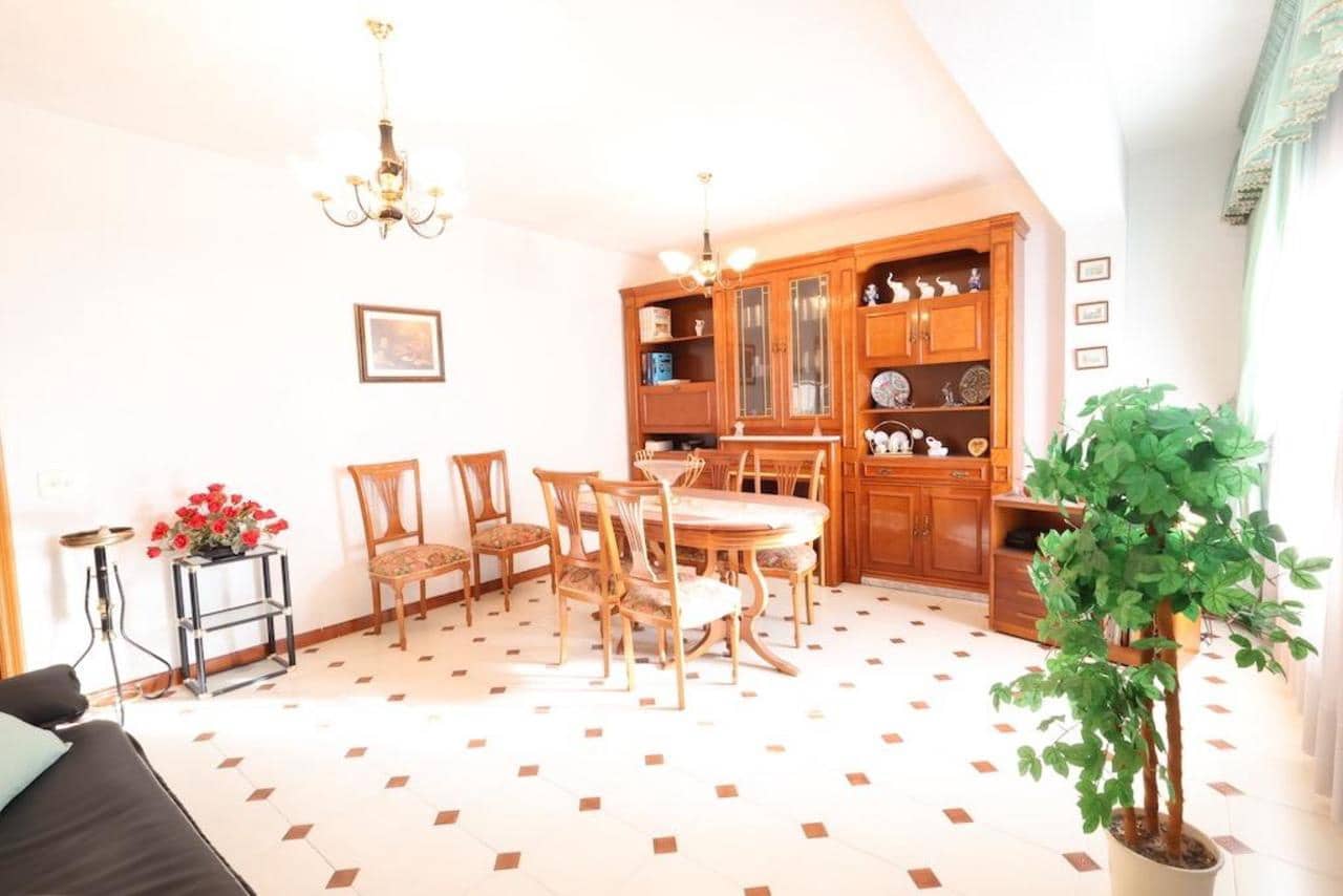 Apartamento T3 em Torrevieja, Spain N.º 189517